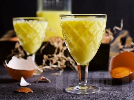  Beach Blonde   Advocaat   -   